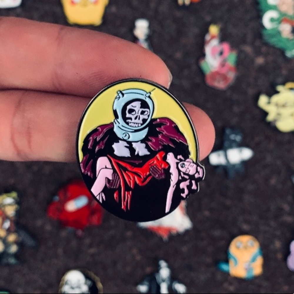 MISFITS ENAMEL PIN